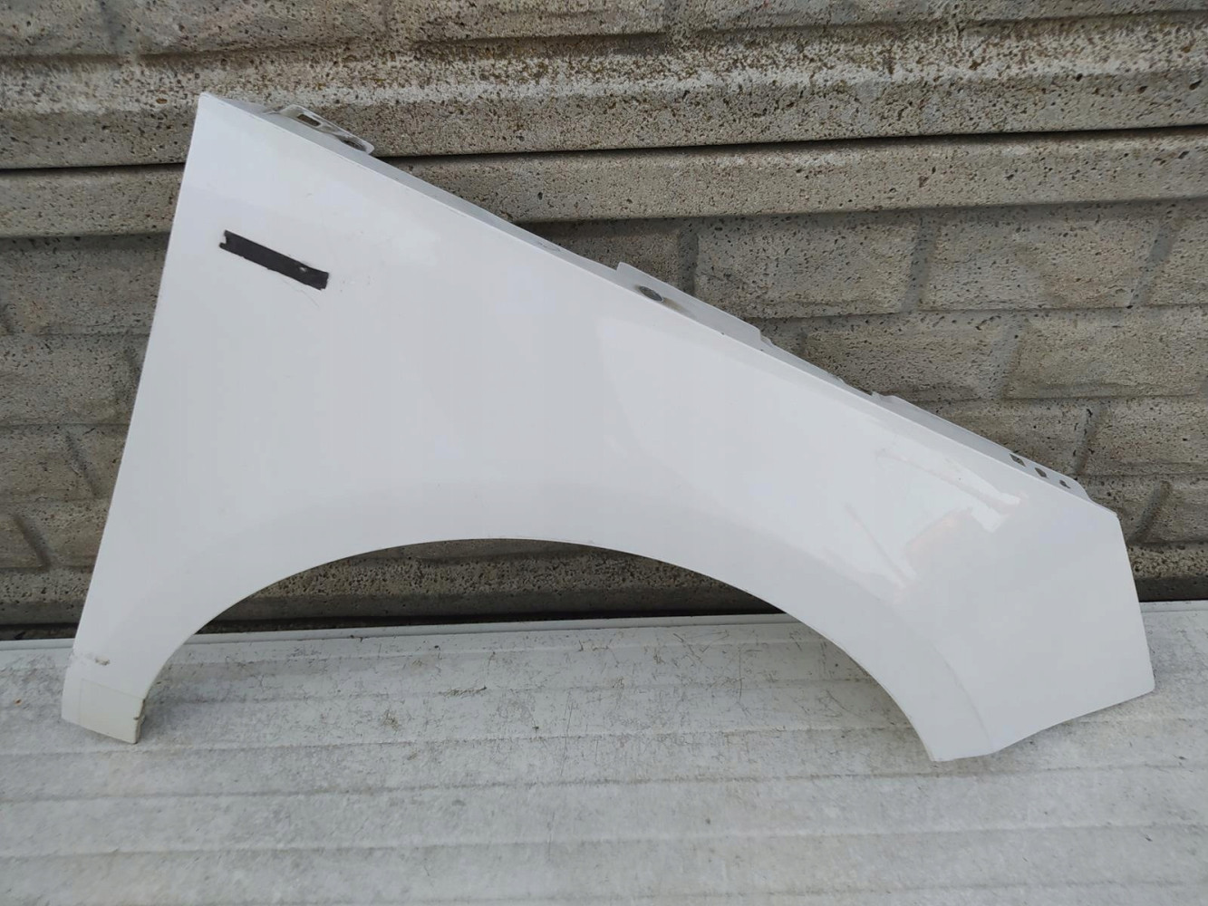 AUDI A1 8X0 2010-2017 BŁOTNIK PRZEDNI PRAWY - (12796896966)