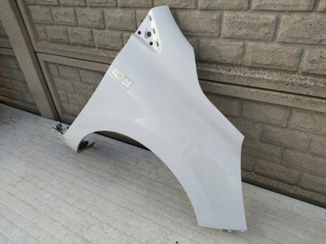 RENAULT CLIO 4 IV 13-20 BŁOTNIK PRZEDNI PRAWY - (12810295302)