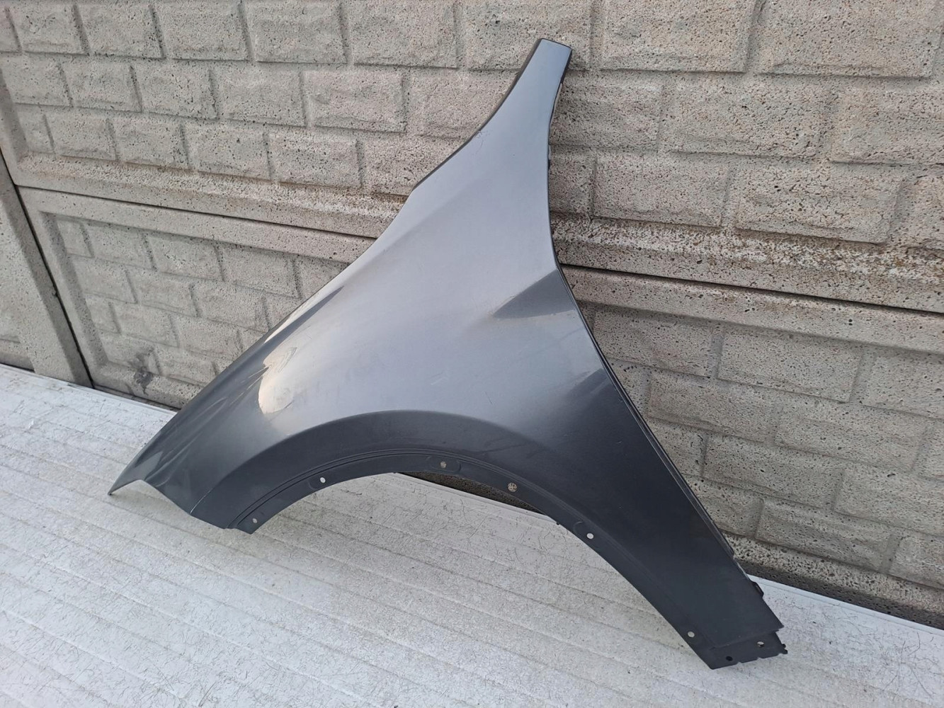 BŁOTNIK PRZEDNI LEWY BMW X1 F48 2015 - 2022 - (12877122299)