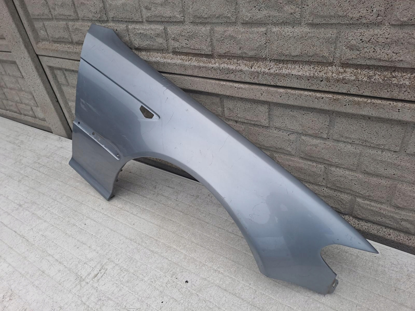 BŁOTNIK PRAWY PRZEDNI BMW 3 E46 LIFT COUPE CABRIO - (12885490906)