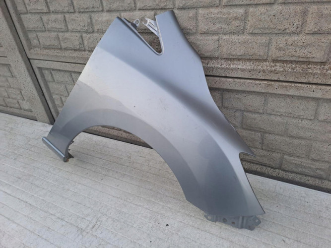 MAZDA 5 V 10-18 BŁOTNIK PRZEDNI PRAWY - (12885980429)