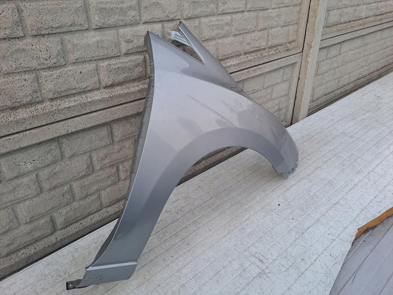 MAZDA 5 V 10-18 BŁOTNIK PRZEDNI PRAWY - (12885980429)