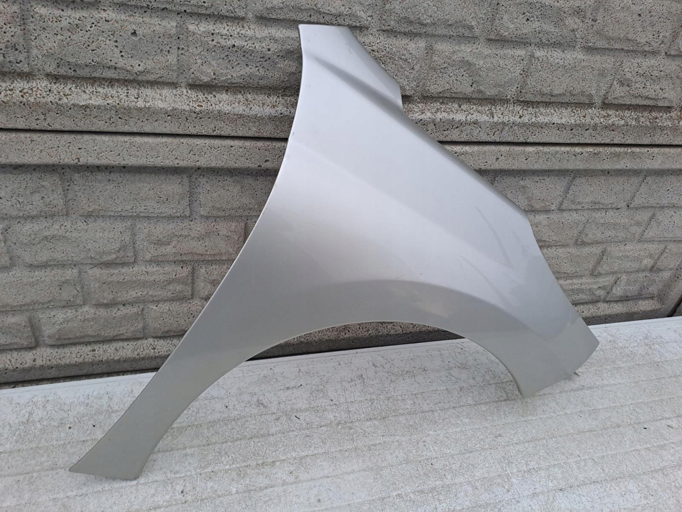 PEUGEOT 207 2006 - 2017 BŁOTNIK PRZEDNI PRAWY - (12904377574)