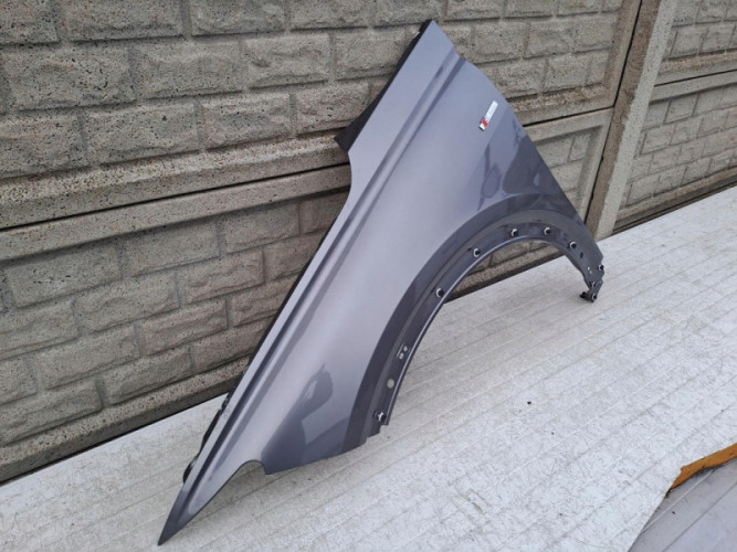 AUDI Q4 BŁOTNIK PRZEDNI LEWY - (12913487925)