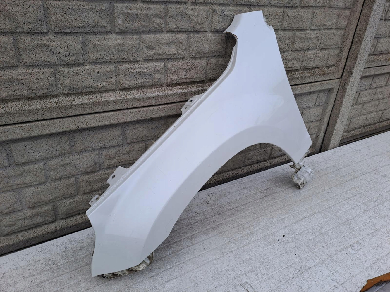SUZUKI GRAND VITARA LIFT 05-14 BŁOTNIK LEWY PRZÓD - (12913501469)