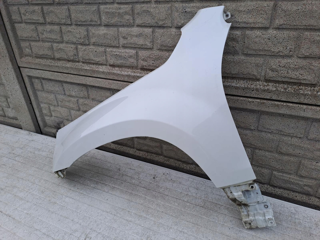 SUZUKI GRAND VITARA LIFT 05-14 BŁOTNIK LEWY PRZÓD - (12913501469)