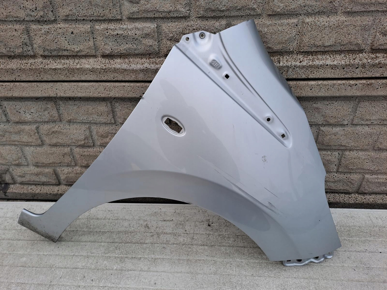 PEUGEOT 108 2014-2021 BŁOTNIK PRAWY PRZEDNI - (12913509667)