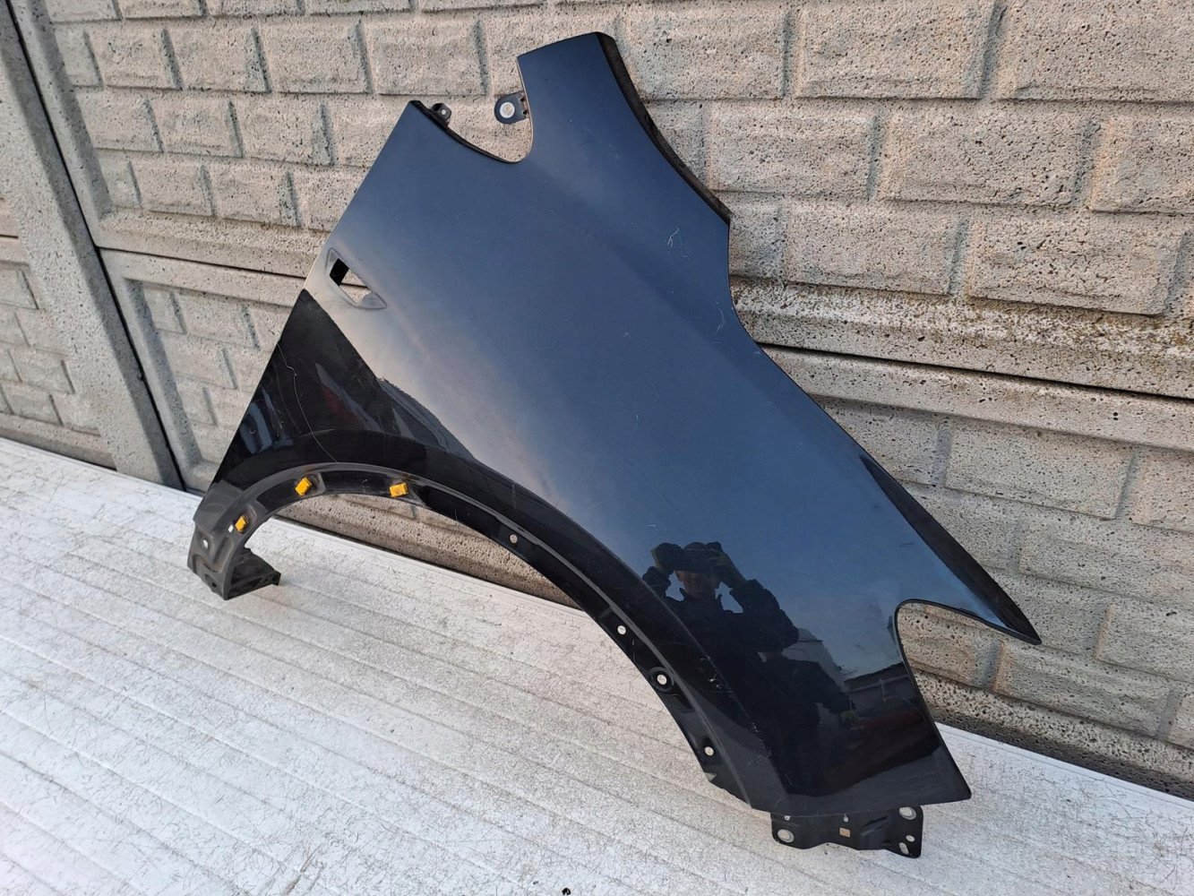 OPEL MOKKA BŁOTNIK PRAWY PRZEDNI - (12946767725)