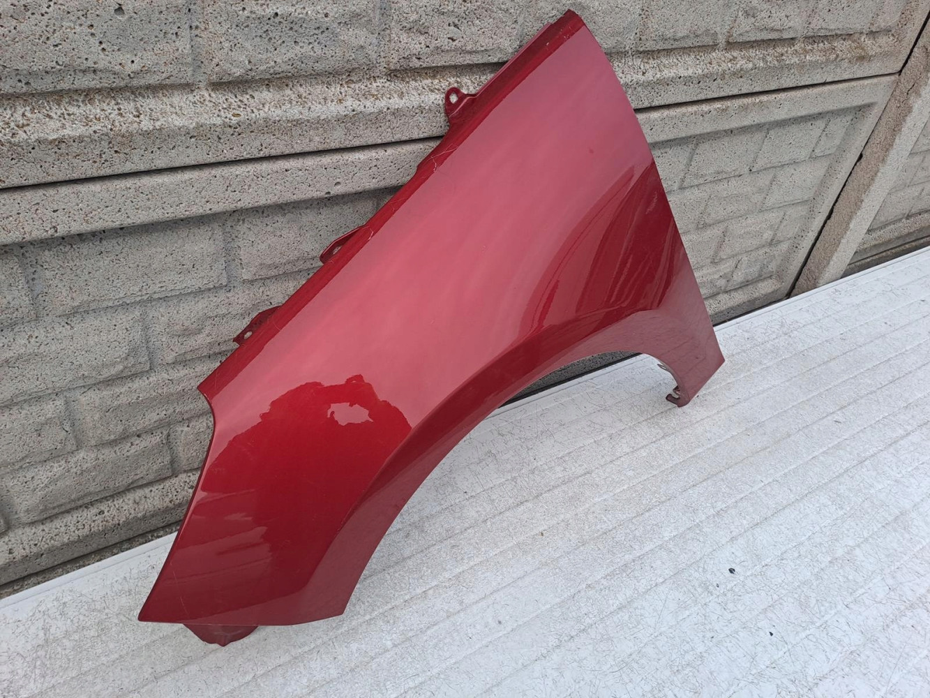 FORD FIESTA Mk8 MK 8 16-22 BŁOTNIK PRZEDNI LEWY - (12946930411)