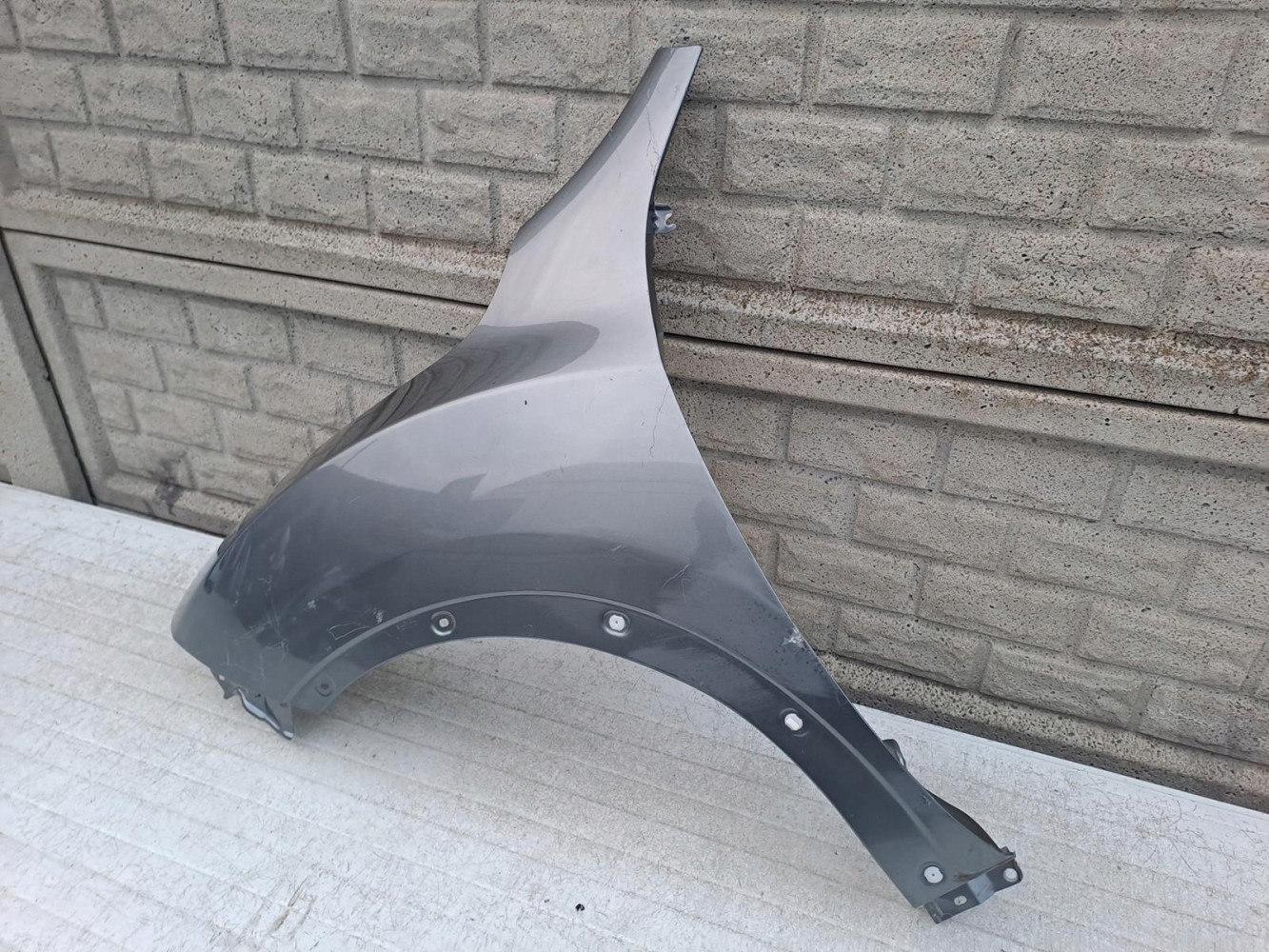 NISSAN JUKE 14-19 LIFT BŁOTNIK LEWY PRZEDNI - (12958346408)