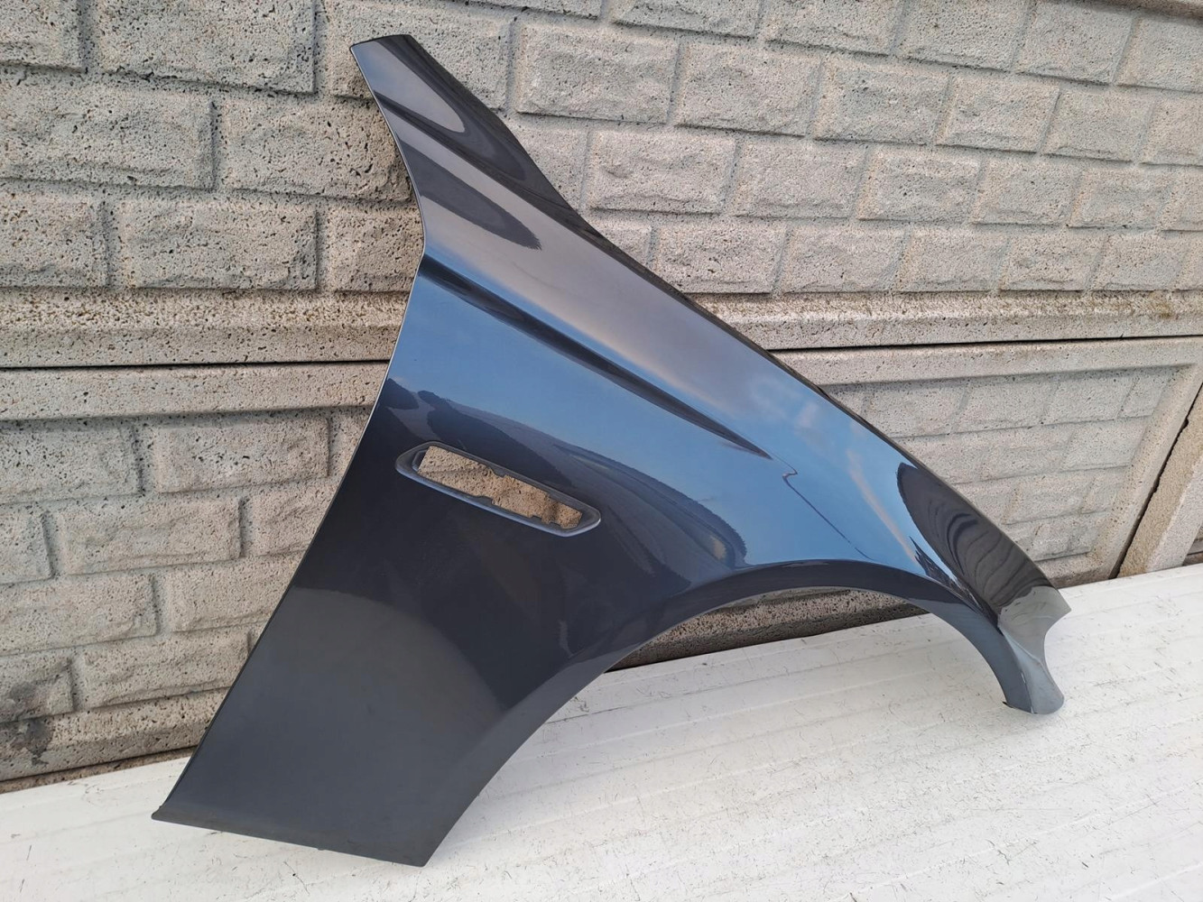 BMW 5 V F10 F11 2009-2017 BŁOTNIK PRAWY PRZEDNI - (12997219837)