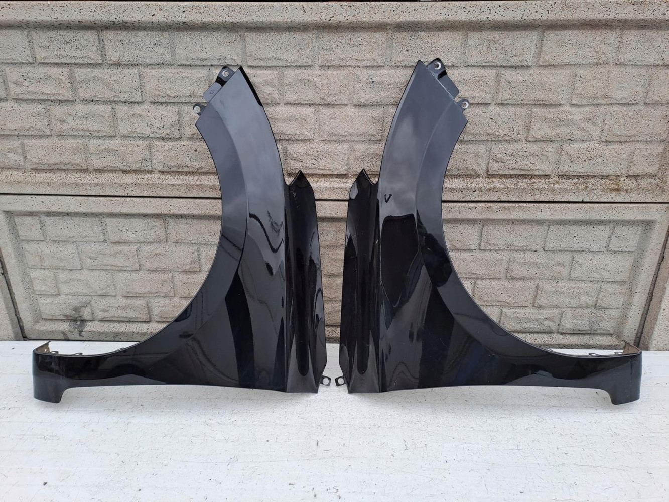 HYUNDAI I20 2015-2021 BŁOTNIK PRAWY LEWY PRZEDNI - (13012516415)