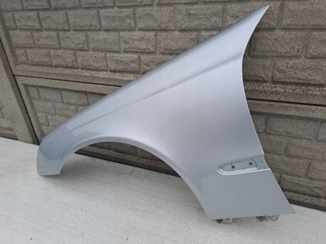 BŁOTNIK LEWY MERCEDES E KLASA W211 2002 - 2009 - (13012885192)