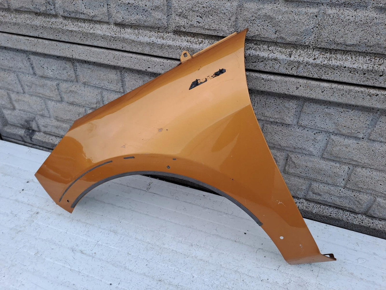 FORD FIESTA MK8 ACTIVE 17-22 BŁOTNIK LEWY PRZEDNI - (13016597706)
