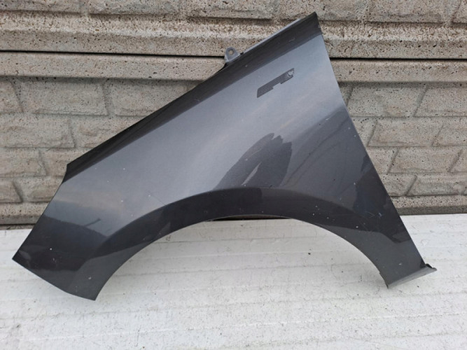 FORD FIESTA Mk8 MK 8 16-22 BŁOTNIK PRZEDNI LEWY - (13016646942)