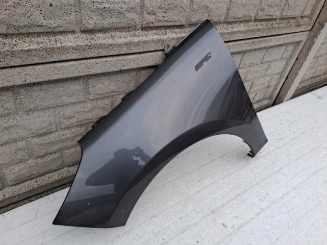 FORD FIESTA Mk8 MK 8 16-22 BŁOTNIK PRZEDNI LEWY - (13016646942)