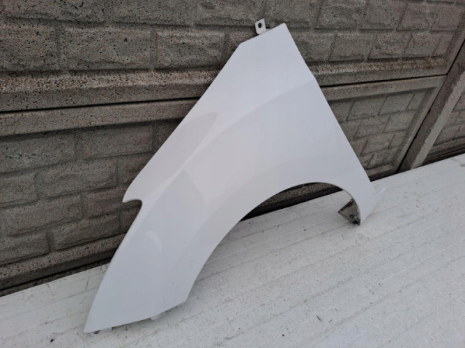 HYUNDAI I30 2013-2017 BŁOTNIK PRZEDNI LEWY - (13016730403)