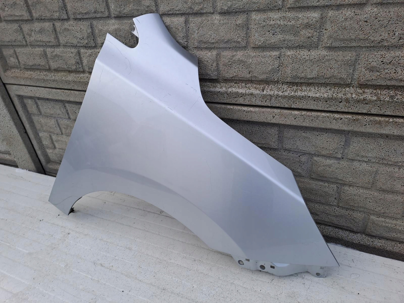 HYUNDAI IX35 IX 35 2010- BŁOTNIK PRAWY PRZEDNI - (13021563766)