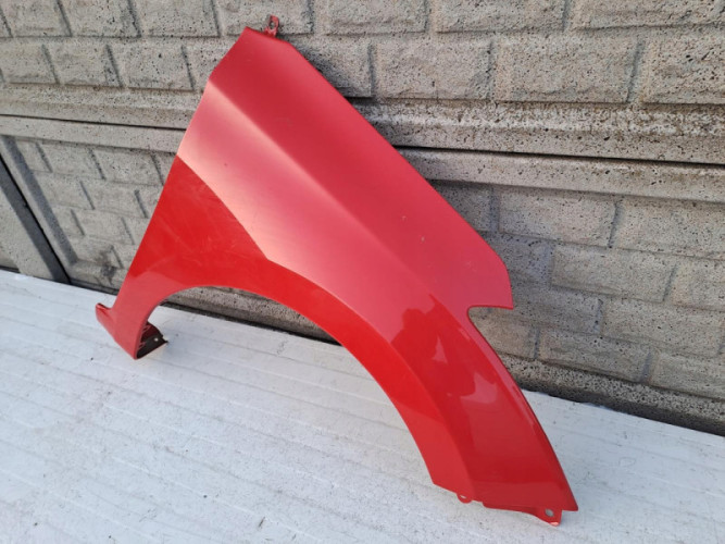 HYUNDAI I20 2015-2021 BŁOTNIK PRAWY PRZEDNI - (13025007076)