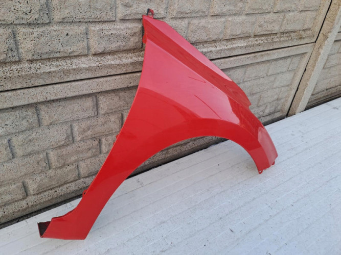 HYUNDAI I20 2015-2021 BŁOTNIK PRAWY PRZEDNI - (13025007076)