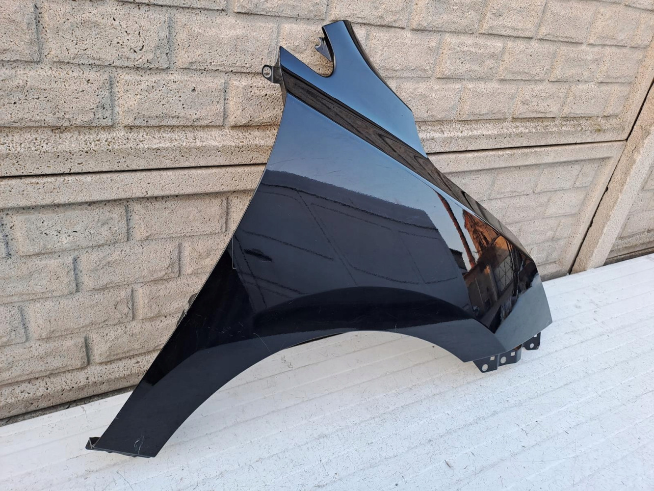 HYUNDAI IX35 IX 35 2010- BŁOTNIK PRAWY PRZEDNI - (13025153102)