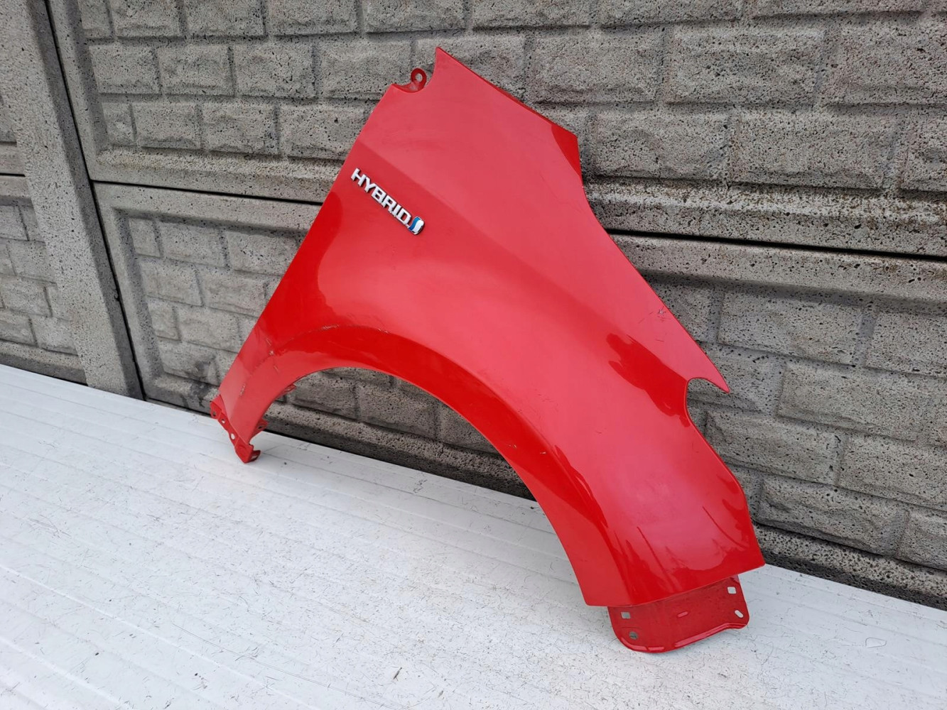 TOYOTA YARIS 4 IV 19-22 BŁOTNIK PRAWY PRZEDNI - (13054317089)