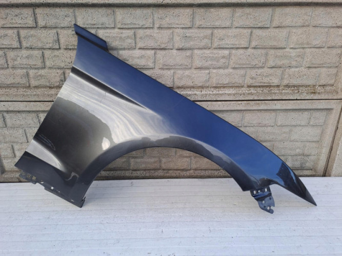 FORD MUSTANG VI 14 - 18 BŁOTNIK PRAWY PRZEDNI - (13077488216)