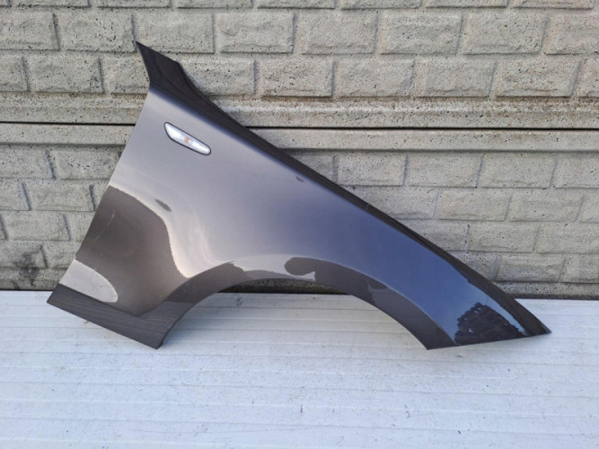 BMW 1 E87 E88 E81 E82 2004 - 2011 BŁOTNIK PRAWY - (13091230740)