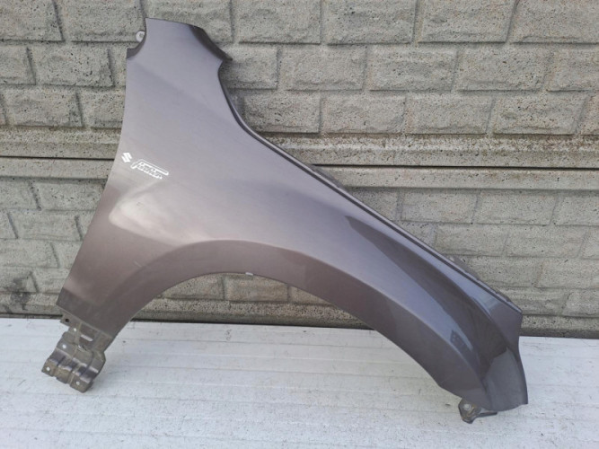 SUZUKI GRAND VITARA LIFT 05-14 BŁOTNIK PRAWY PRZÓD - (13093053183)