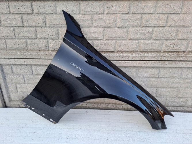 MERCEDES C KLASA W205 14-20 BŁOTNIK PRAWY PRZEDNI - (13095605104)