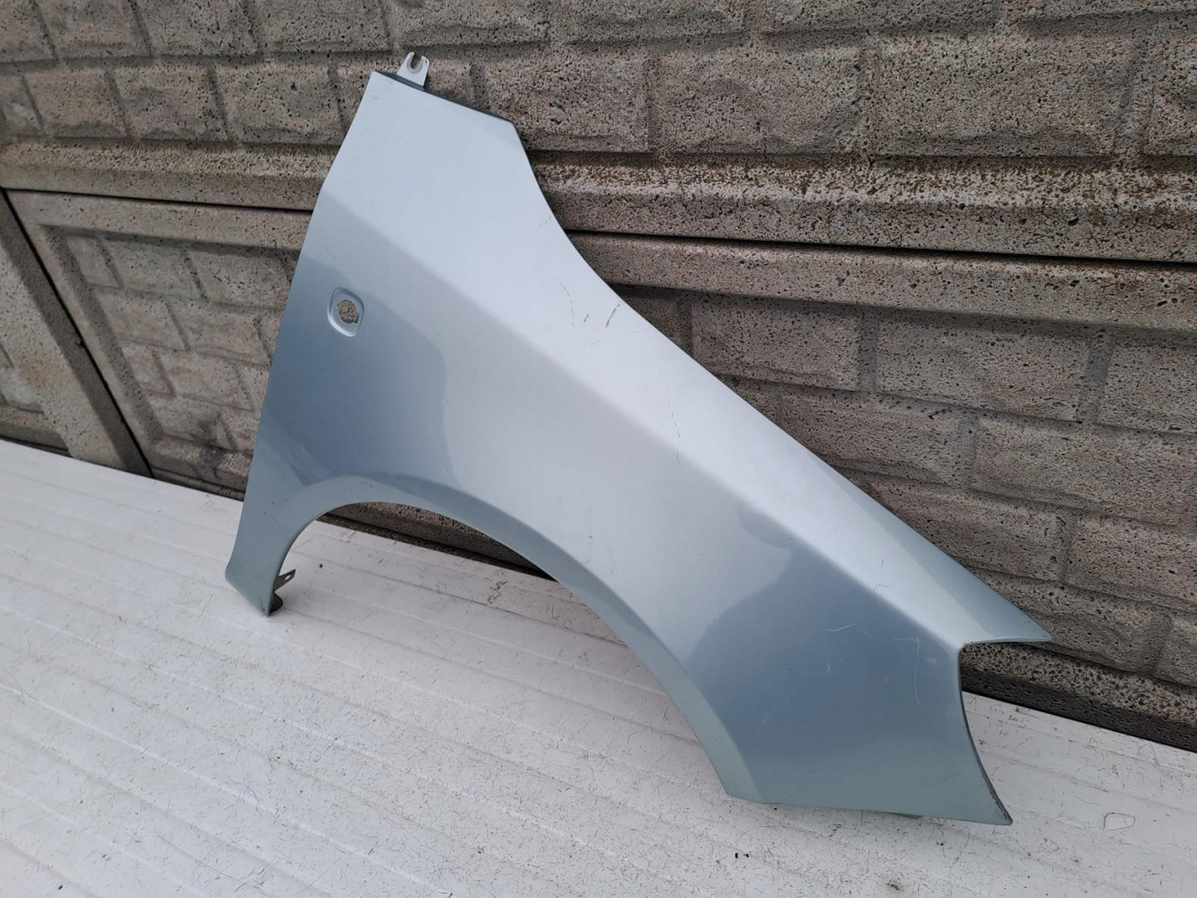 SKODA FABIA 2 II ROOMSTER 07-17 BŁOTNIK PRAWY - (13131130409)