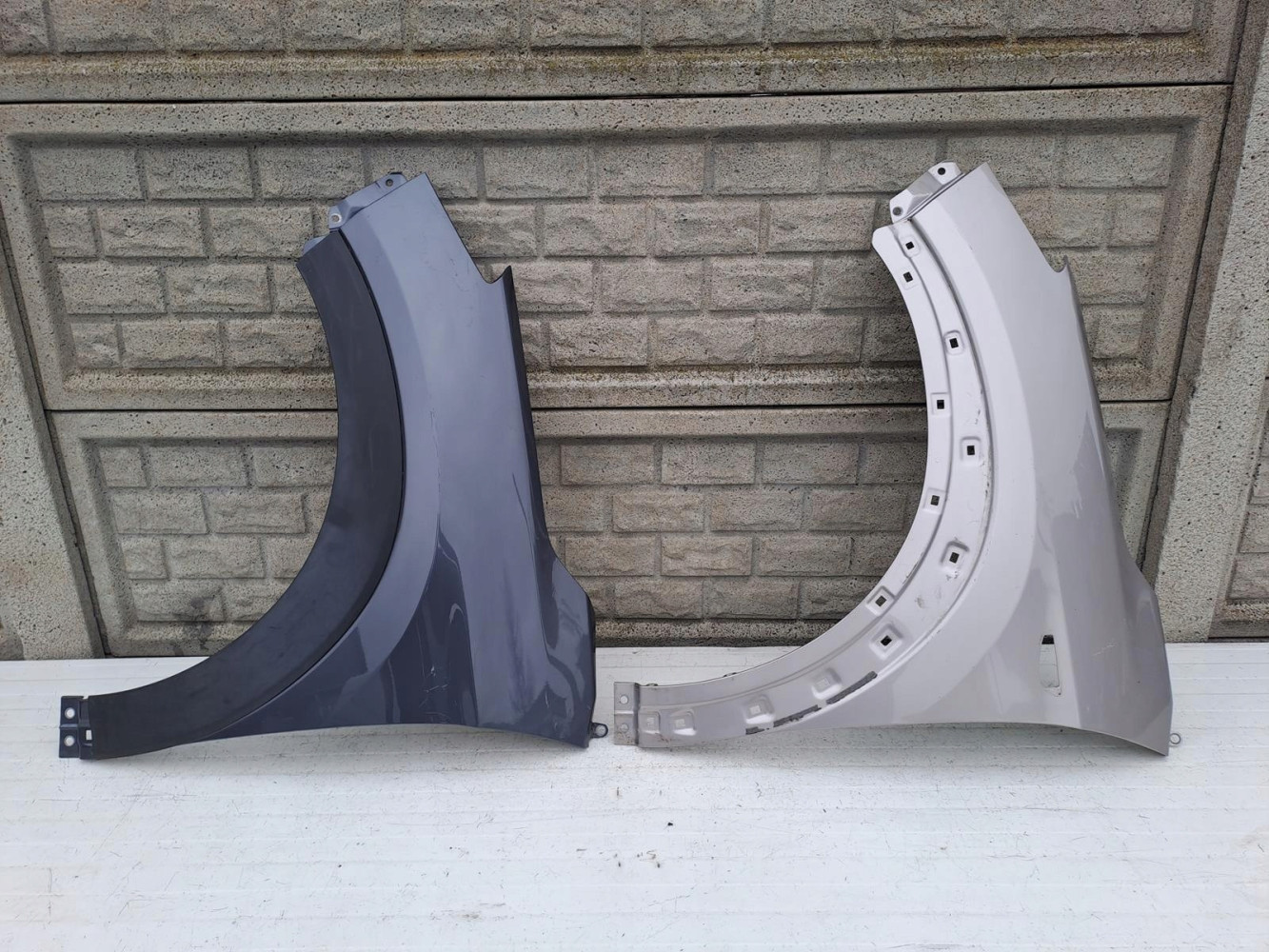 HYUNDAI TUCSON 2015-2020 BŁOTNIK PRZEDNI LEWY - (13131306042)