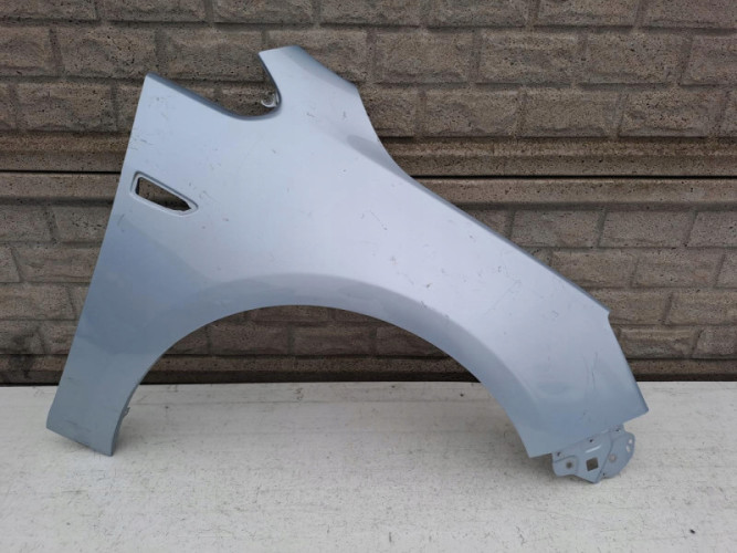 OPEL ASTRA 4 IV J 2009-2016 BŁOTNIK PRZEDNI PRAWY - (13135211345)