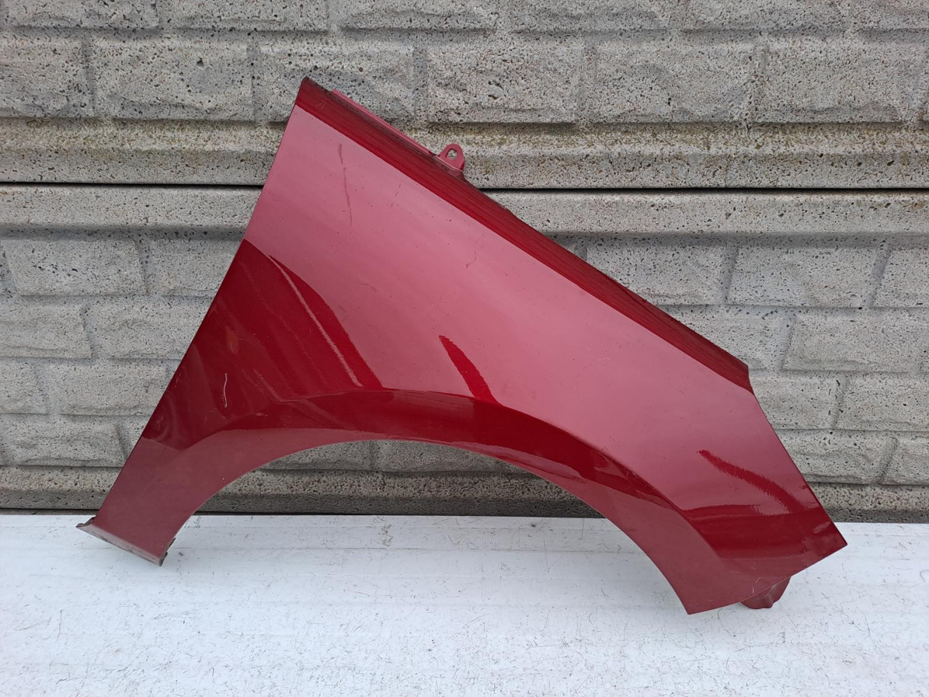 FORD FIESTA Mk8 MK 8 16-22 BŁOTNIK PRZEDNI PRAWY - (13135237187)