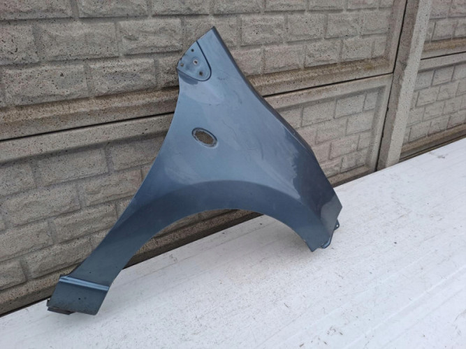NISSAN PIXO SUZUKI ALTO BŁOTNIK PRAWY PRZEDNI - (13135247166)