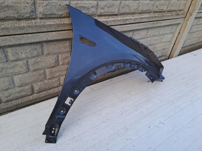 OPEL GRANDLAND X 17-22 BŁOTNIK PRAWY PRZEDNI - (13137469827)