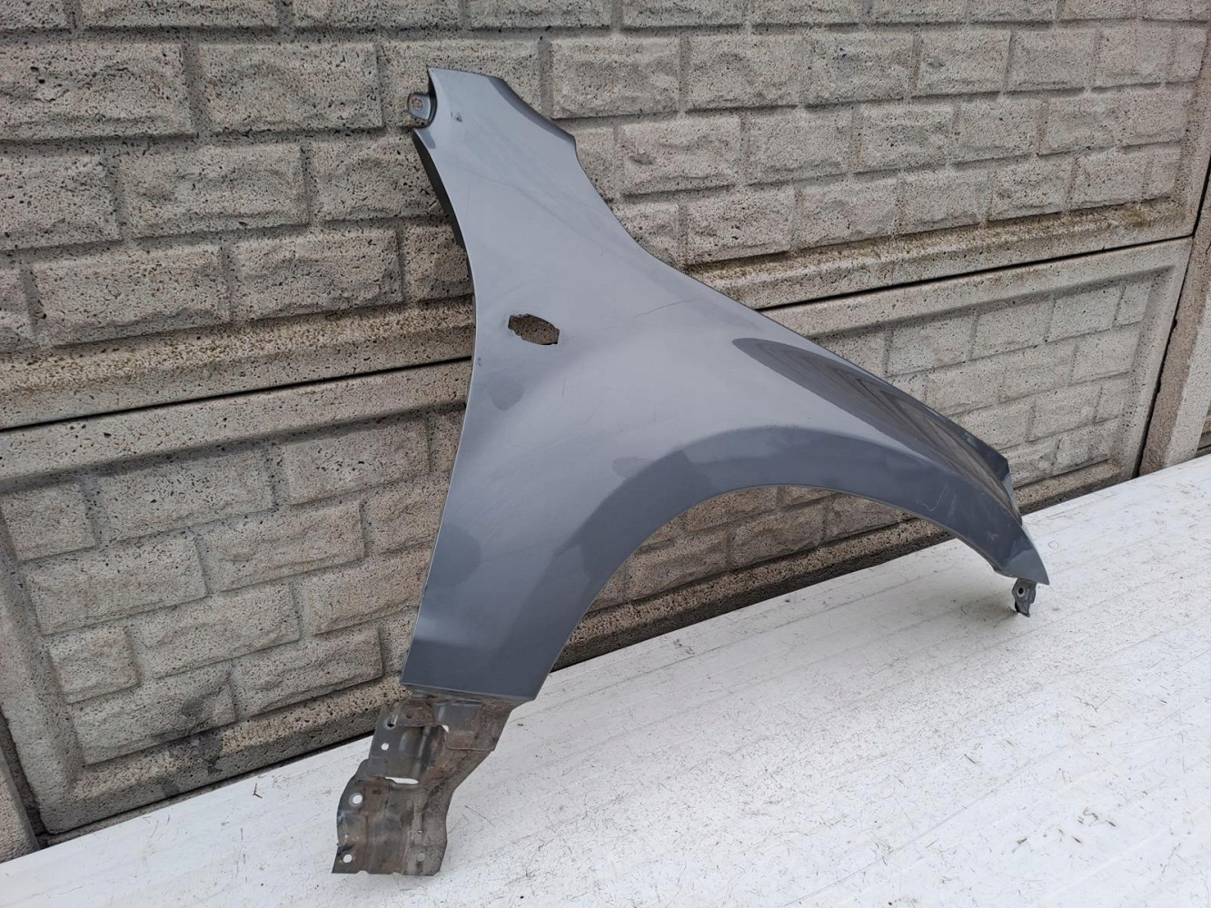 SUZUKI GRAND VITARA LIFT 05-14 BŁOTNIK PRAWY PRZÓD - (13141132457)