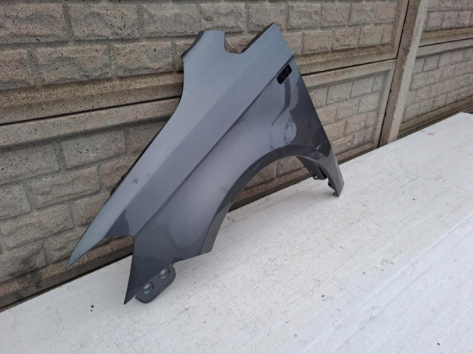 VW CADDY 4 IV 2015-2021 BŁOTNIK PRZEDNI LEWY - (13141184444)