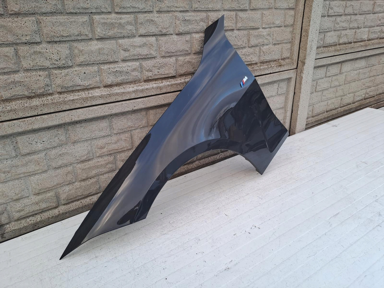 BMW IV 4 G22 G23 BŁOTNIK LEWY PRZEDNI - (13149076231)