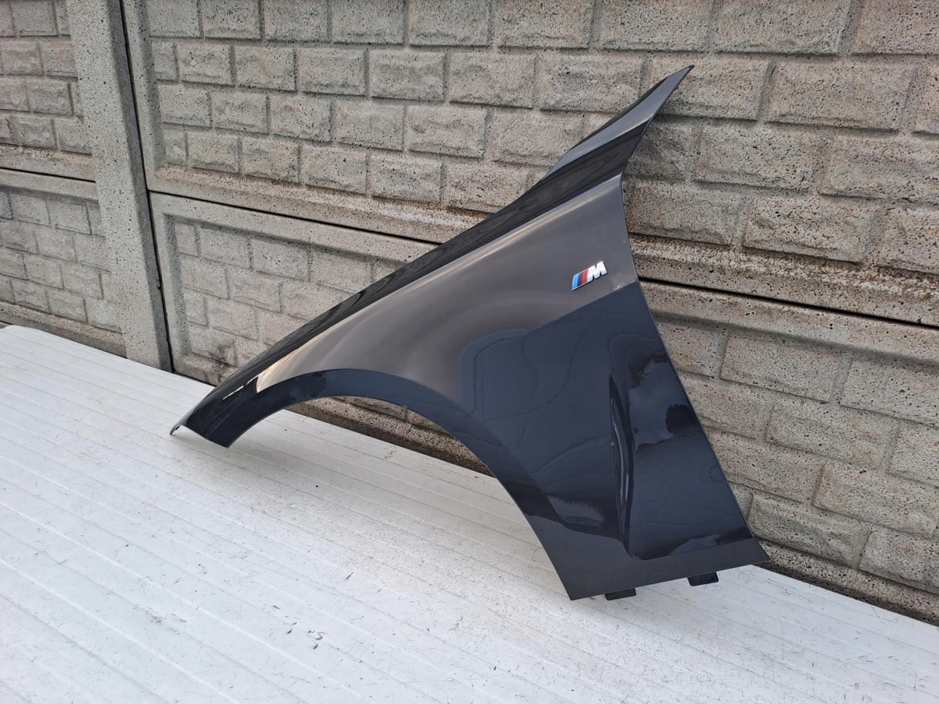 BMW IV 4 G22 G23 BŁOTNIK LEWY PRZEDNI - (13149076231)