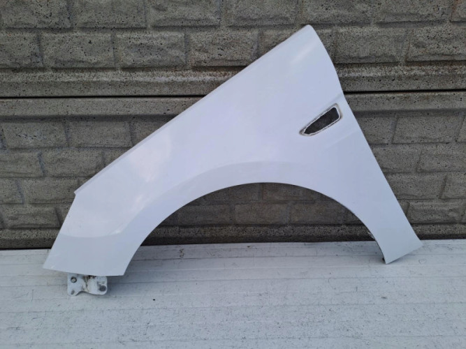 OPEL ASTRA K 5 2015-2020 BŁOTNIK LEWY PRZEDNI - (13149260830)
