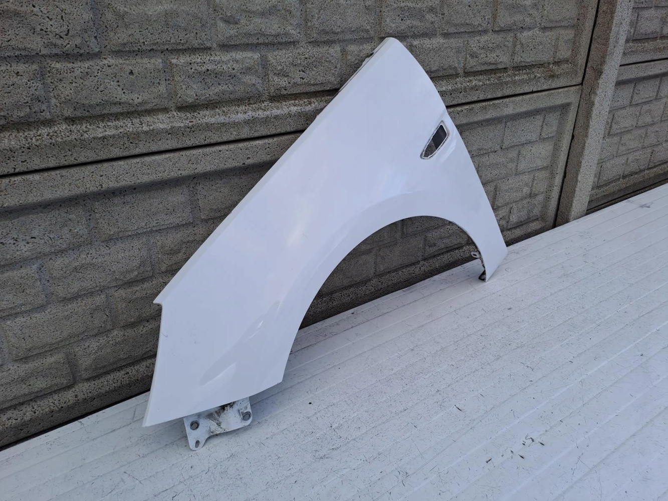 OPEL ASTRA K 5 2015-2020 BŁOTNIK LEWY PRZEDNI - (13149260830)