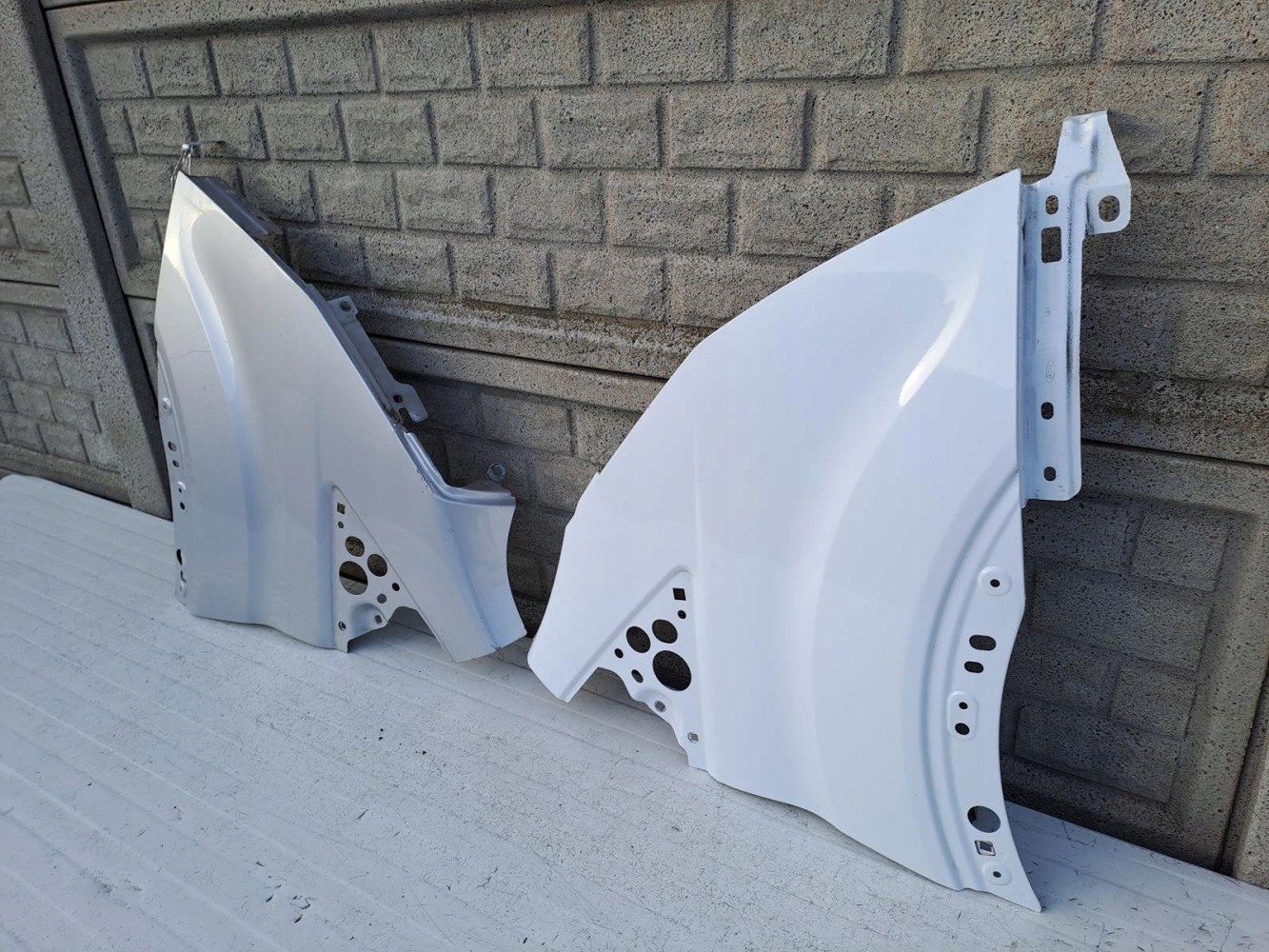 FORD TRANSIT MK8 14-18 BŁOTNIK PRAWY LEWY PRZEDNI - (13169784879)