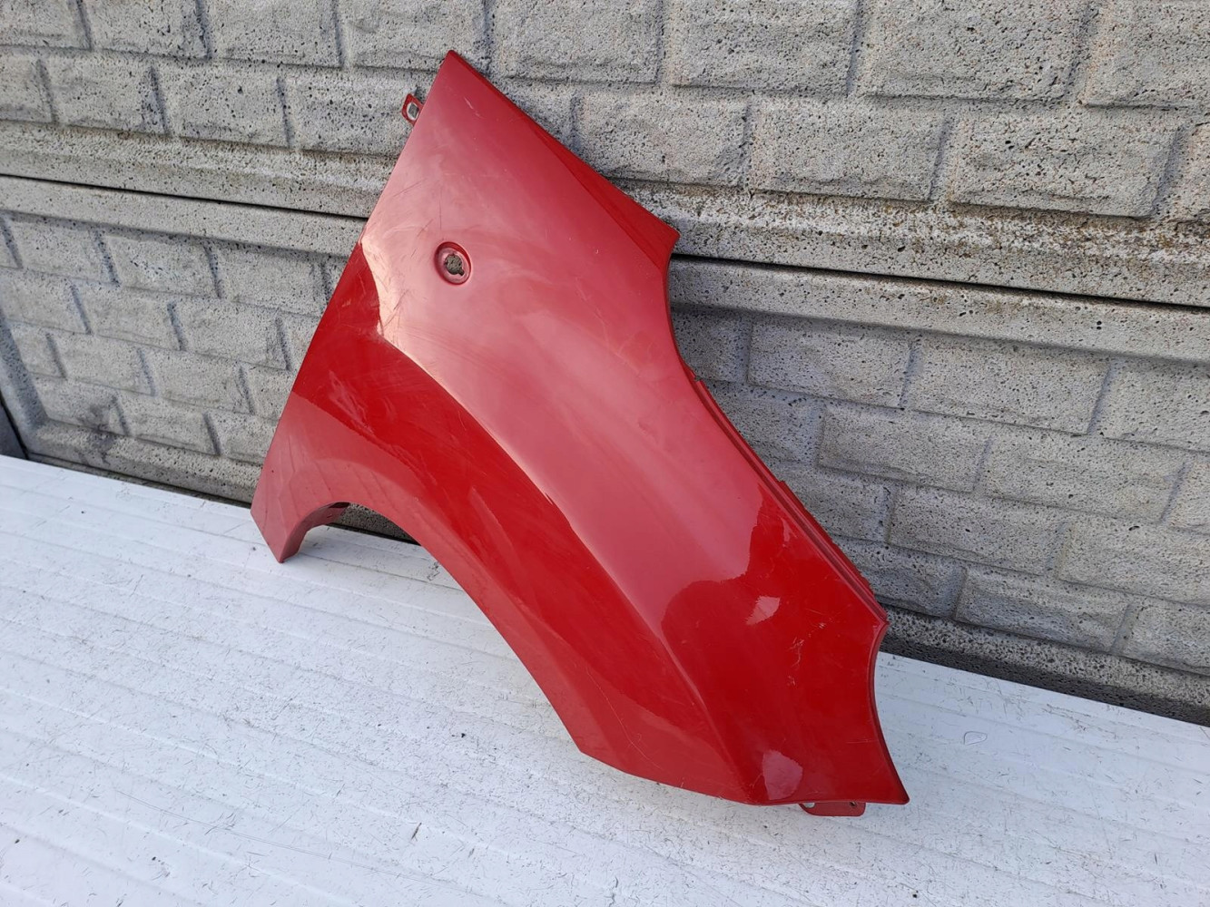 FIAT 500L BŁOTNIK PRZEDNI PRAWY - (13169842726)