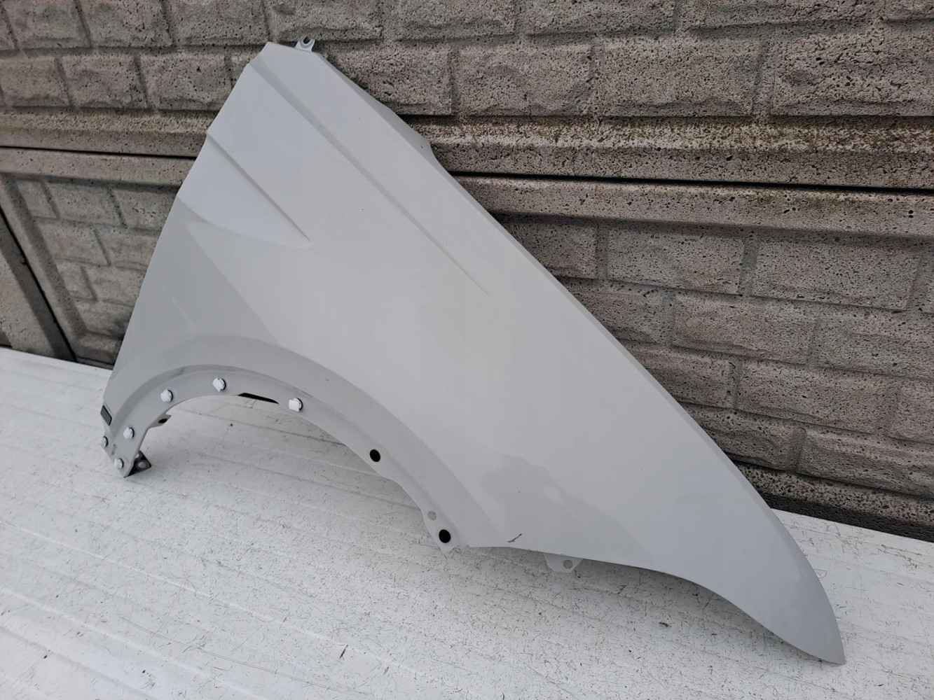 VW T-CROSS T CROSS 18-22 BŁOTNIK PRAWY PRZEDNI - (13186381298)