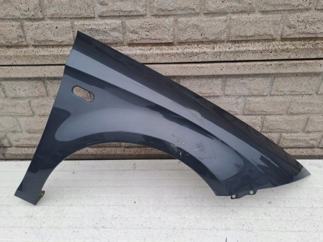 SEAT LEON 2 II 2005-2013 BŁOTNIK PRZEDNI PRAWY - (13200266710)