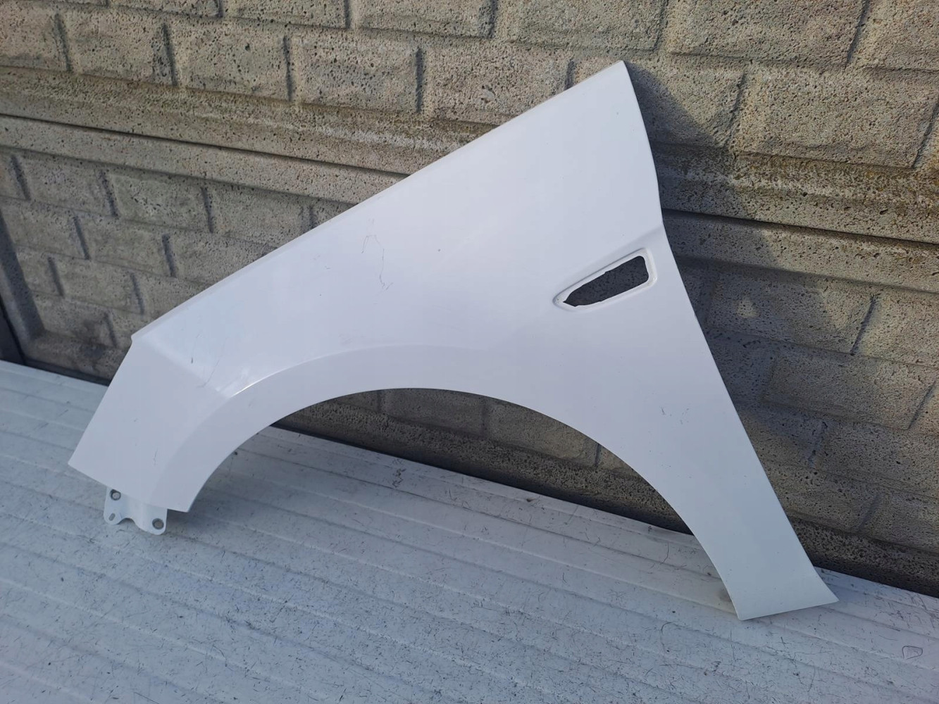 OPEL ASTRA K 5 2015-2020 BŁOTNIK LEWY PRZEDNI - (13203066926)