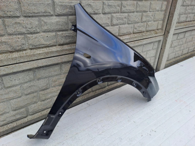 NISSAN QASHQAI 10-13 LIFT BŁOTNIK PRAWY PRZÓD - (13215280620)