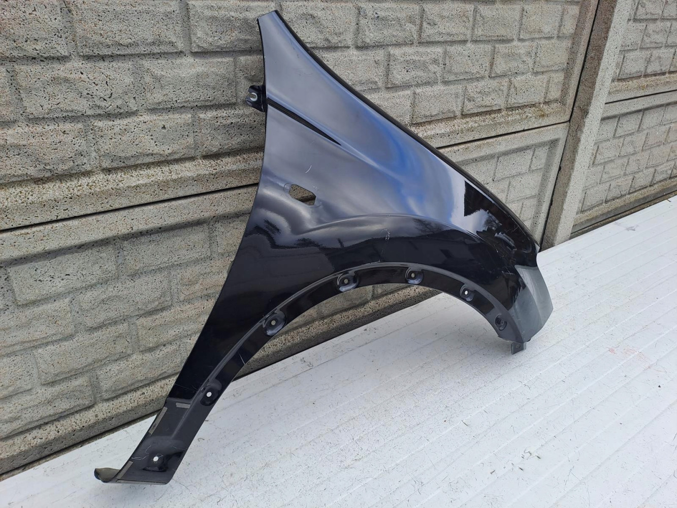 NISSAN QASHQAI 10-13 LIFT BŁOTNIK PRAWY PRZÓD - (13215280620)