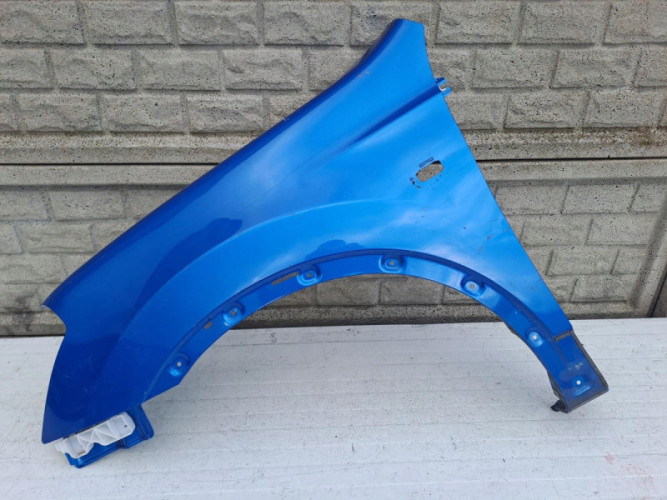 NISSAN QASHQAI 06-09 BŁOTNIK PRZEDNI LEWY - (13218214360)
